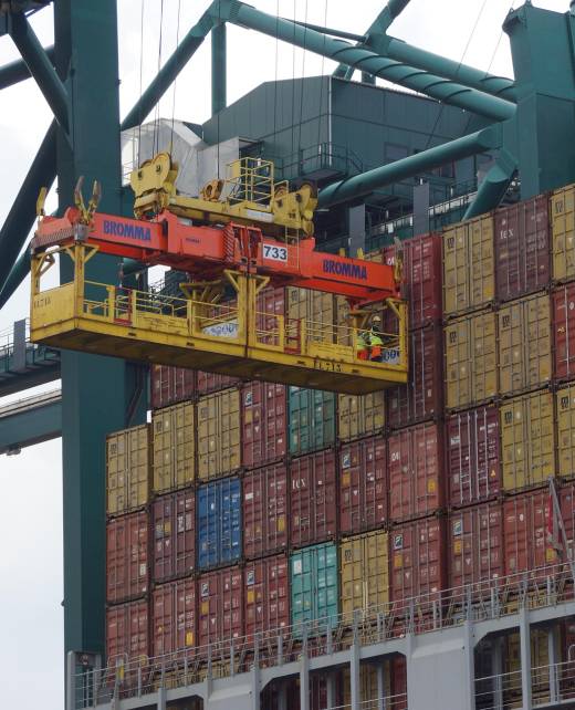 hesselvisser-containers-2018438_1920